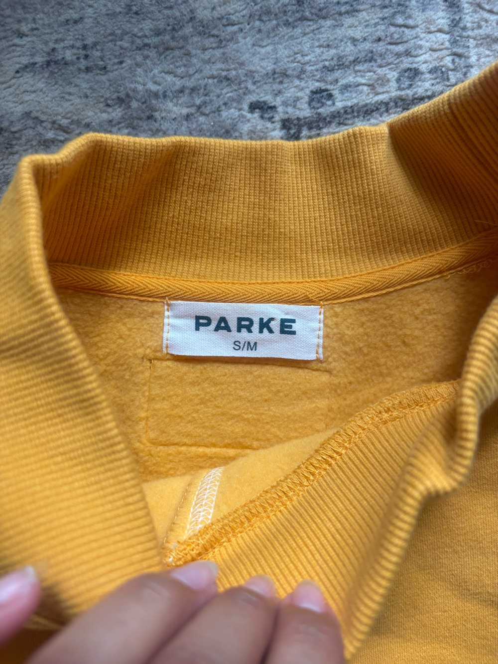 Parke Classic Mockneck Sweatshirt in Apricot size S/M orange yellow - Picture 11 of 12